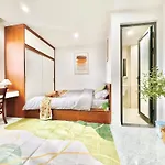 Modern & Comfy Apartment