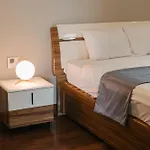 Hi-Home Suites - Hanoi Downtown Aqua Central