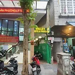 Lotus Homestay - Homestay In Old Quarter At Alley 30 Lo Su, Hoan Kiem, Hanoi, Vietnam