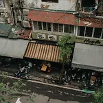 Bu Studio Hoan Kiem Lake