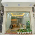 Sumitomo Apartment At No 5 Lane 39 Linh Lang Street