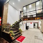 Khach San 239