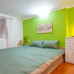 Happy Home - Nha Pho Co
