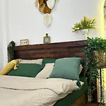 302 Forest Amoureux Chua Ha