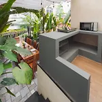 Le\'S Home Boutique Homestay In The Center Hanoi Old Quarter