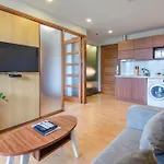 Sunny Moon West Lake Apartment