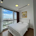 Vinhomes Royal City - Friendly Home - Apartment By Sunhouse Land