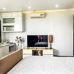 Green Line Long Bien - Serviced Apartment - Ngoc Thuy - Hanoi