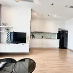 Nanahousing-Vinhomes Skylake-Luxury Apartment Near Keangnam