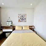 Cindy Vinhomes Skylake Apartments