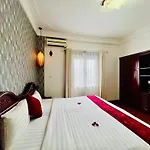 Hanoi Golden Moon Hotel & Travel