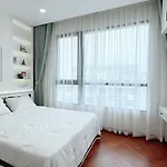 Dt Happy Homes - Luxury Apartment In Vinhomes Times City