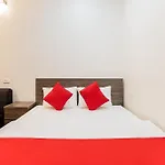 Khách sạn Giao Thông