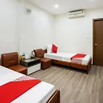 Khách sạn Giao Thông