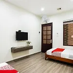 Khách sạn Giao Thông