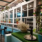 Flower Hostel