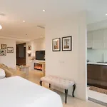 T Place Luxury Apartment Hoan Kiem Lake By Ssens Homes