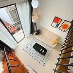 Thechanhsa Duplex Apartment Near Hanoi Train Station