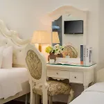 Milton Boutique Hotel