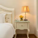 Milton Boutique Hotel