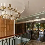 Harry\'S Residence - The Zenith