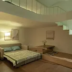 Lucy Homee Apartment