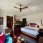 The Quarter Apartment