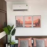 Michi House Chuong Duong Do, Can Ho 2 Phong Ngu 300M Toi Ho Guom