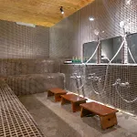 22Land Hotel & Residence