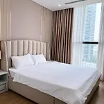 Serviced Apartments Vinhomes Skylake