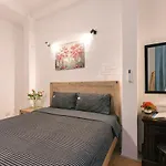 Ha Noi, 3 Bedrooms, Big Balcony, Super Location, Central