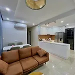 Vinhomes Dcapitale Tran Duy Hung Can Ho Cao Cap Mint Home 3Br