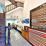 Hanz Ami Central Hotel