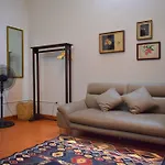 Lushstay - Vintage Haven For Couples