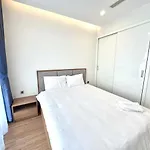 Vinhomes Metropolis Hanoi Apartment Hotel