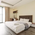 Hi-Home Suites - City View Apt In Hongkong Tower