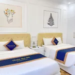 Chemi Noi Bai Airport Hotel & Travel