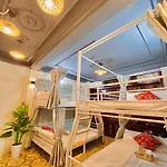 Hanoi Vibes Hostel
