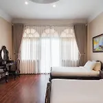 Hanoi Little Town Hotel