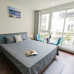 Oikia Apartment