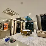 Queen Penhouse Duplex