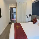 Kis Hotel