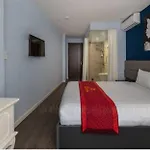 Kis Hotel
