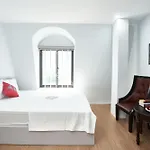 Eco Hotel & Apartment