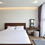 Investland- Vinhomes Metropolis One, Two, Three, Four Bedrooms