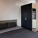 Ht5B - Old Quarter / Blue Room /Open Balcony