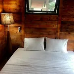 Pine Hill Villas & Camping