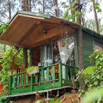 Pine Hill Villas & Camping