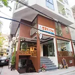 22Housing Hotel & Apartment 81 Linh Lang