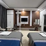 Ruby 2 Hotel